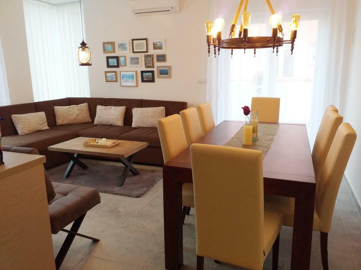 Apartman Leanton بولا المظهر الخارجي الصورة